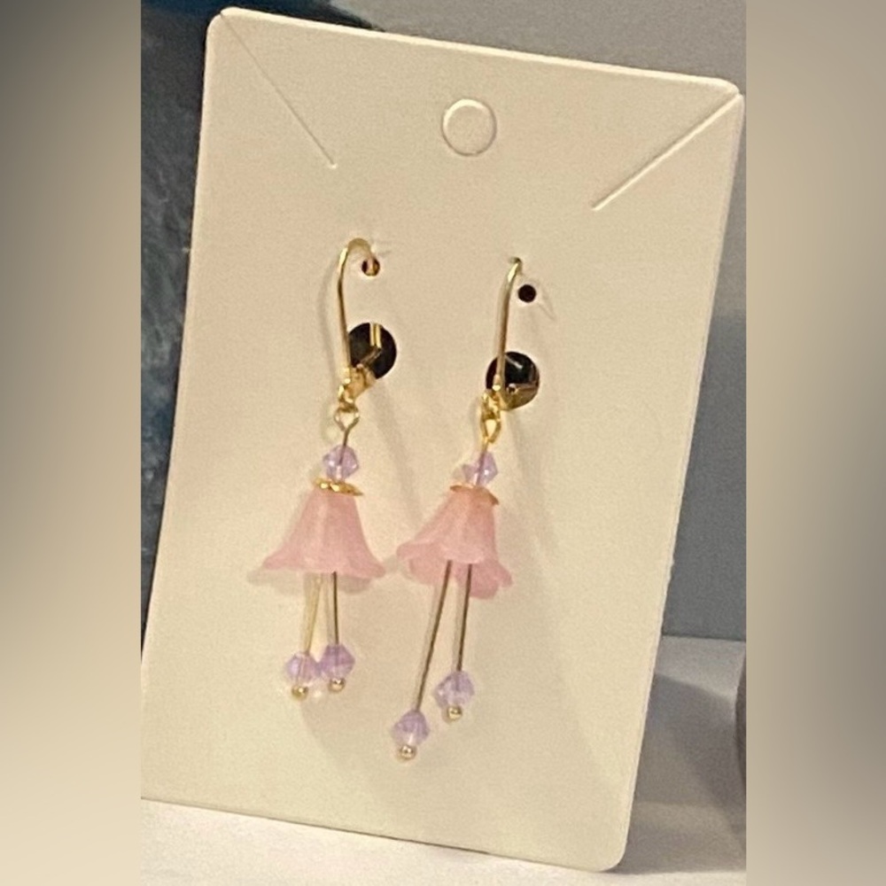 Acrylic flower earrings